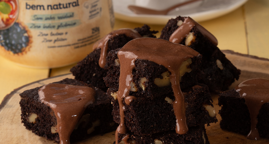 Imagem de Brownie de chocolate com calda